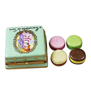 Square Box With Macarons De Paris