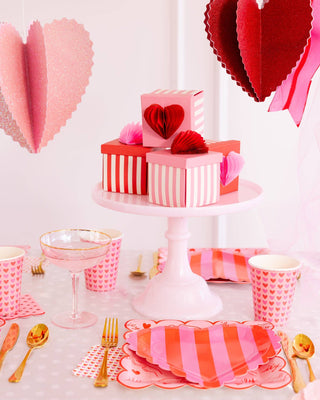 Scalloped Striped Heart Plate