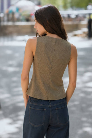 CHECK BUTTON FRONT VEST: Brown / S