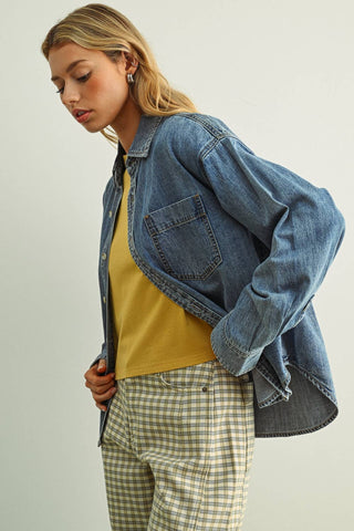 L WASHED DENIM BUTTON DOWN SHIRTS: DENIM BLUE