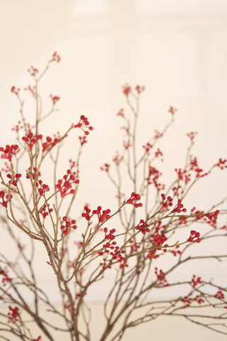 Artificial Red Berry Spray 47"