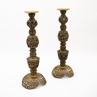 Beautiful Pair of Vintage Brass Candlesticks (1920-1930)