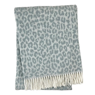 Leopard Throw: Cream/Sky