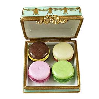 Square Box With Macarons De Paris