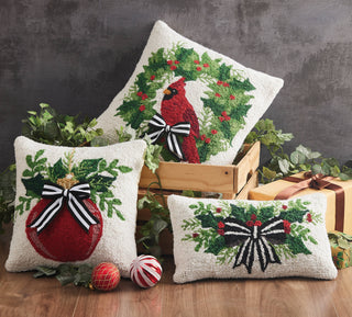 Ornament w/Ribbon Hook Pillow