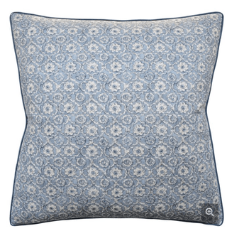 Holly Trellis Pillow - 22x22"