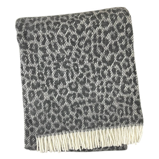 Leopard Throw: Cream/Sage