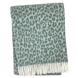 Leopard Throw: Cream/Sky